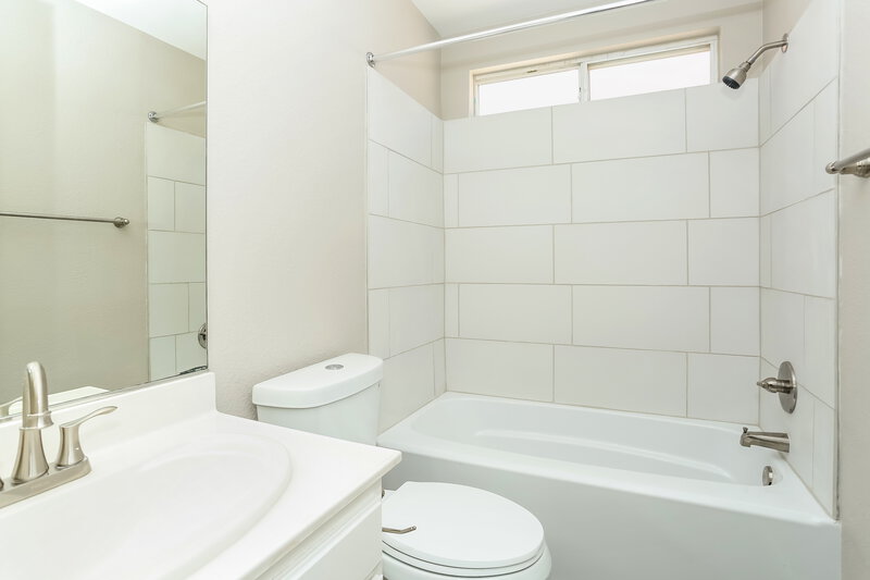 1,845/Mo, 8809 Colorful Pines Ave Las Vegas, NV 89143 Bathroom View