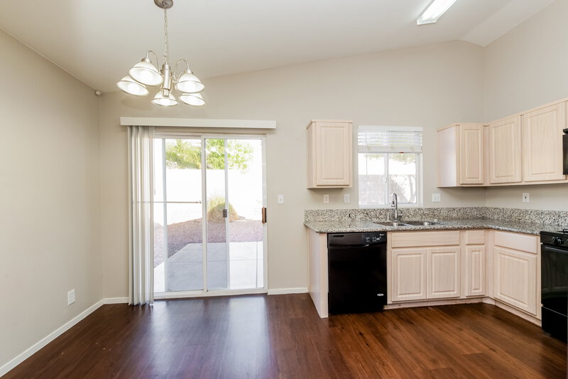 1,850/Mo, 9432 Vista Ridge Ave Las Vegas, NV 89129 Dining Room View