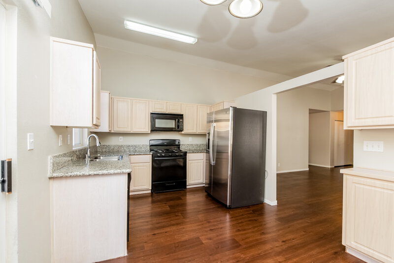 1,850/Mo, 9432 Vista Ridge Ave Las Vegas, NV 89129 Kitchen View