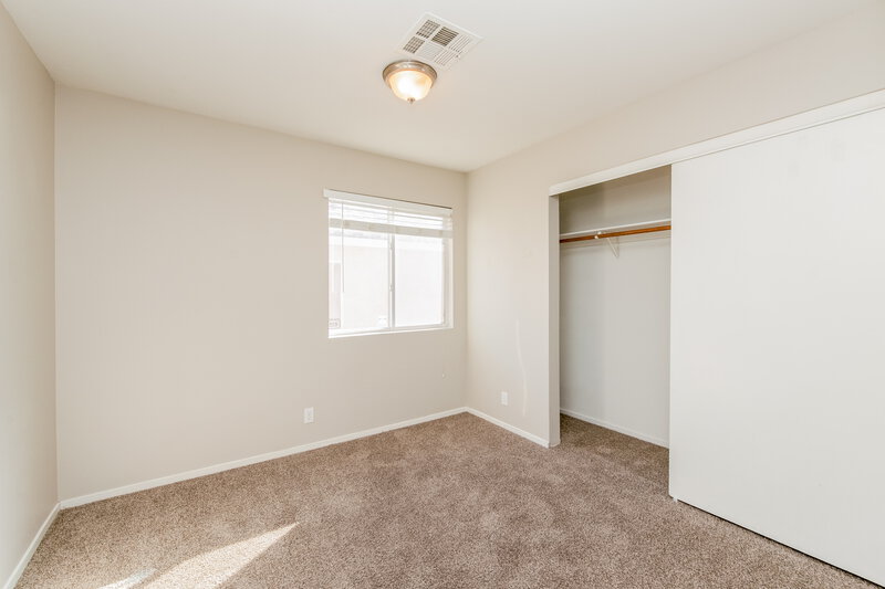 1,850/Mo, 9432 Vista Ridge Ave Las Vegas, NV 89129 Bedroom View