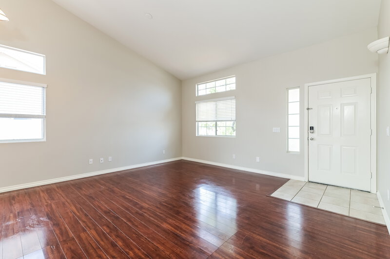 2,335/Mo, 245 Marks St Henderson, NV 89074 Living Room View