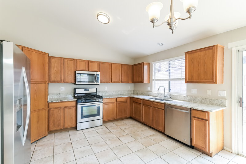 2,335/Mo, 245 Marks St Henderson, NV 89074 Kitchen View