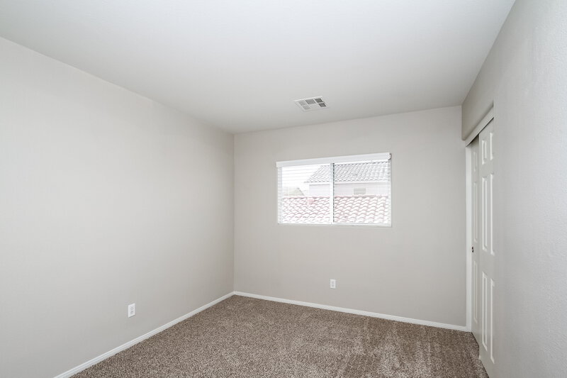 2,285/Mo, 6225 W Haleh Ave Las Vegas, NV 89141 Bedroom View 4