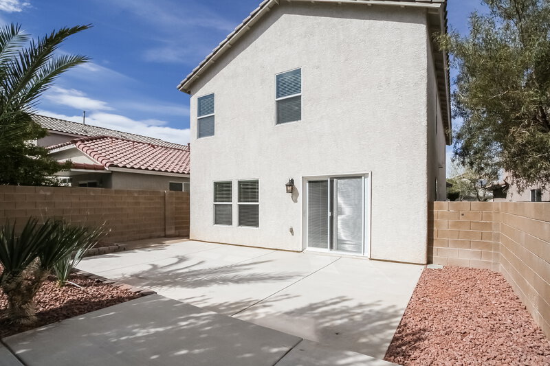 2,285/Mo, 6225 W Haleh Ave Las Vegas, NV 89141 Rear View