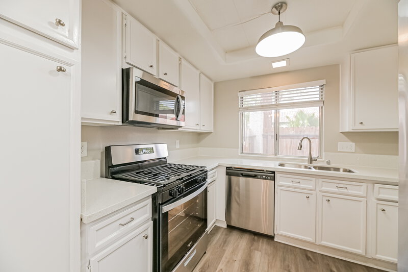 1,740/Mo, 763 Heritage Vista Ave Henderson, NV 89015 Misc View 5