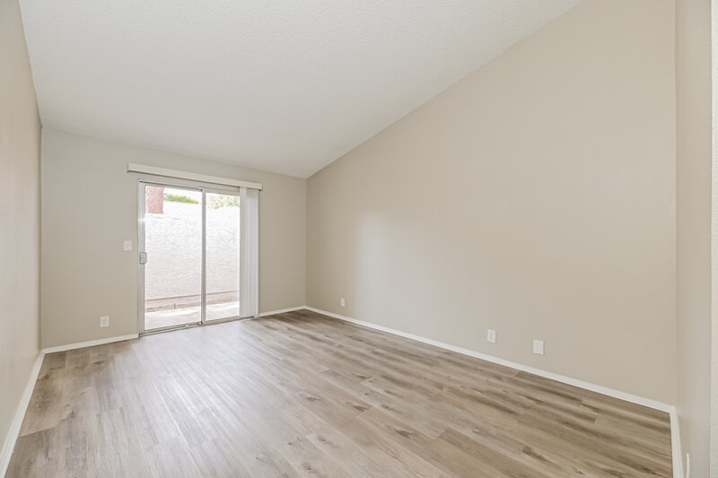 1,740/Mo, 763 Heritage Vista Ave Henderson, NV 89015 Misc View 7