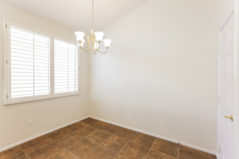 2,220/Mo, 45 Pangloss St Henderson, NV 89002 Dining Room View