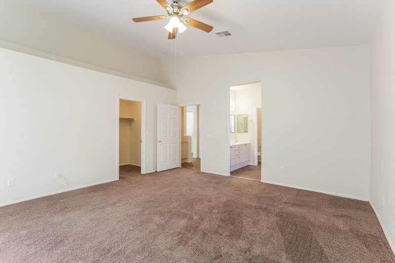 2,220/Mo, 45 Pangloss St Henderson, NV 89002 Main Bedroom View 2