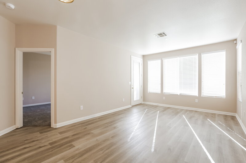 1,875/Mo, 10223 Villa Arceno Ave Las Vegas, NV 89135 Living Room View 2
