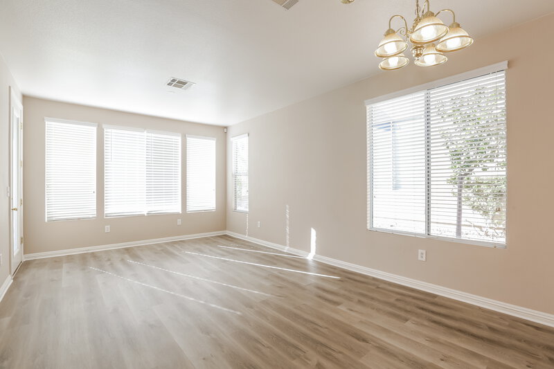 1,875/Mo, 10223 Villa Arceno Ave Las Vegas, NV 89135 Dining Room View