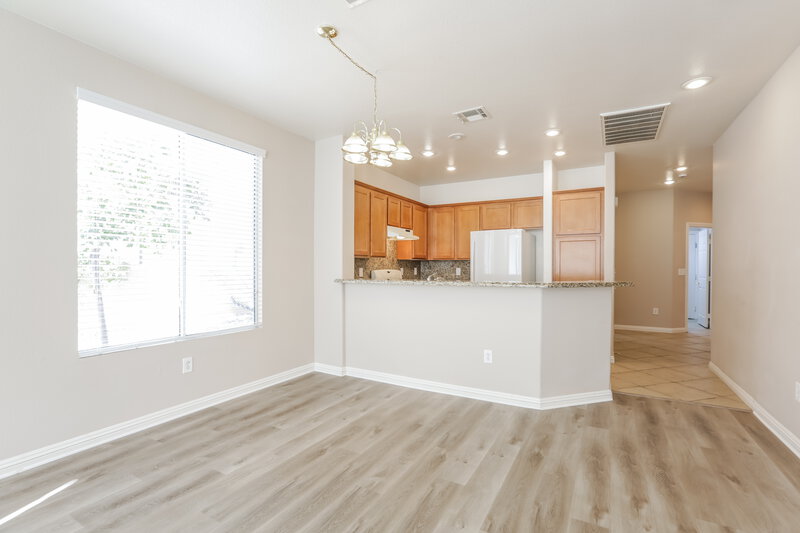1,875/Mo, 10223 Villa Arceno Ave Las Vegas, NV 89135 Dining Room View 2