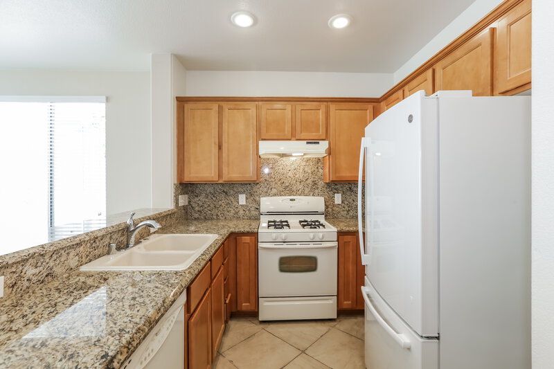 1,875/Mo, 10223 Villa Arceno Ave Las Vegas, NV 89135 Kitchen View 2
