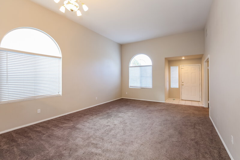 2,330/Mo, 5991 Halehaven Dr Las Vegas, NV 89110 Dining Room View