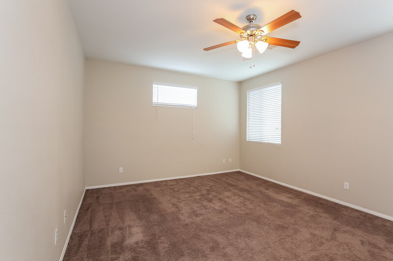 2,330/Mo, 5991 Halehaven Dr Las Vegas, NV 89110 Main Bedroom View 2