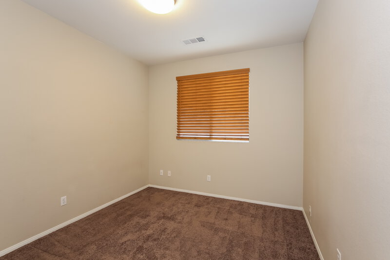 2,330/Mo, 5991 Halehaven Dr Las Vegas, NV 89110 Bedroom View