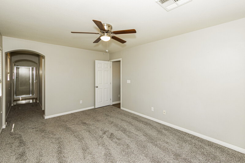 2,245/Mo, 5973 Alington Bend Dr Las Vegas, NV 89139 Main Bedroom View 2