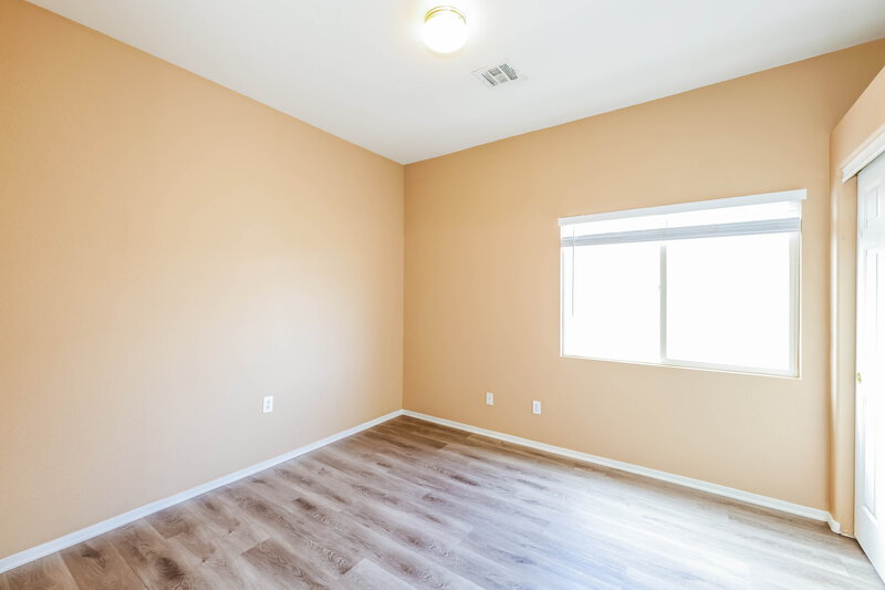 2,925/Mo, 5136 Marsh Butte St Las Vegas, NV 89148 Bedroom View 2