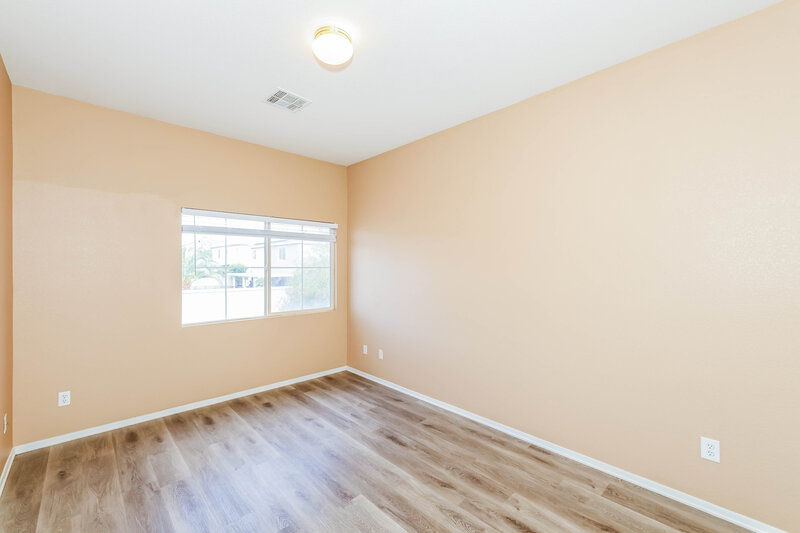 2,925/Mo, 5136 Marsh Butte St Las Vegas, NV 89148 Bedroom View 3
