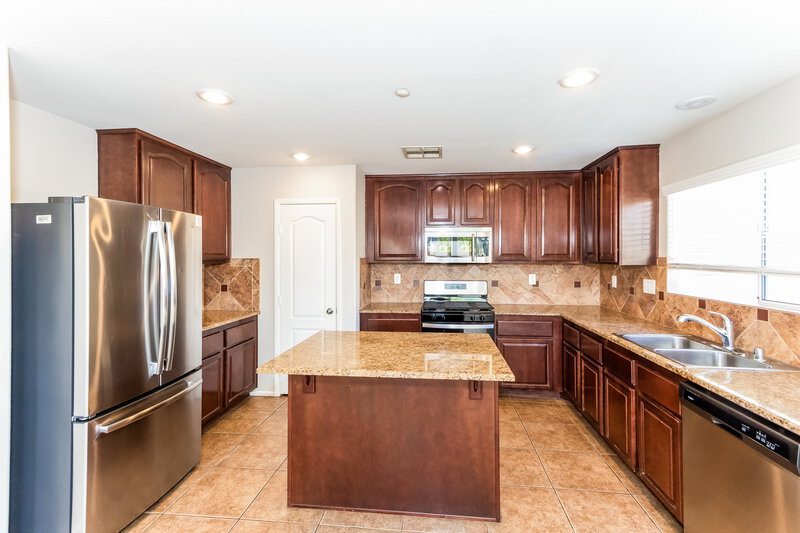 1,855/Mo, 1145 Paradise River Rd Henderson, NV 89002 Kitchen View