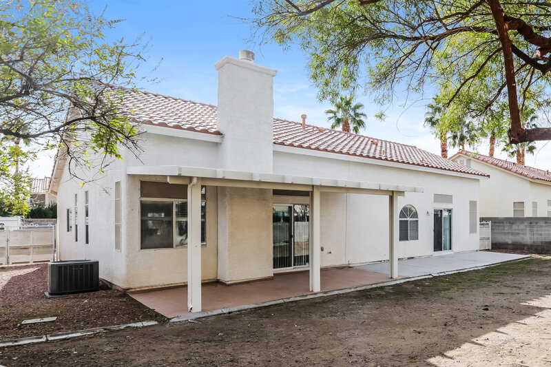 1,955/Mo, 6364 Gentlewood Ave Las Vegas, NV 89130 Rear View