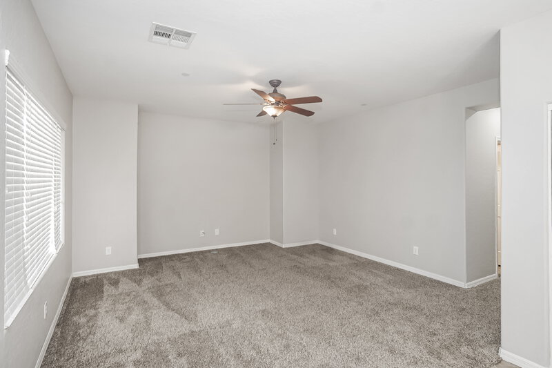 2,435/Mo, 1038 Copper Palm Ct Henderson, NV 89002 Family Room View 2