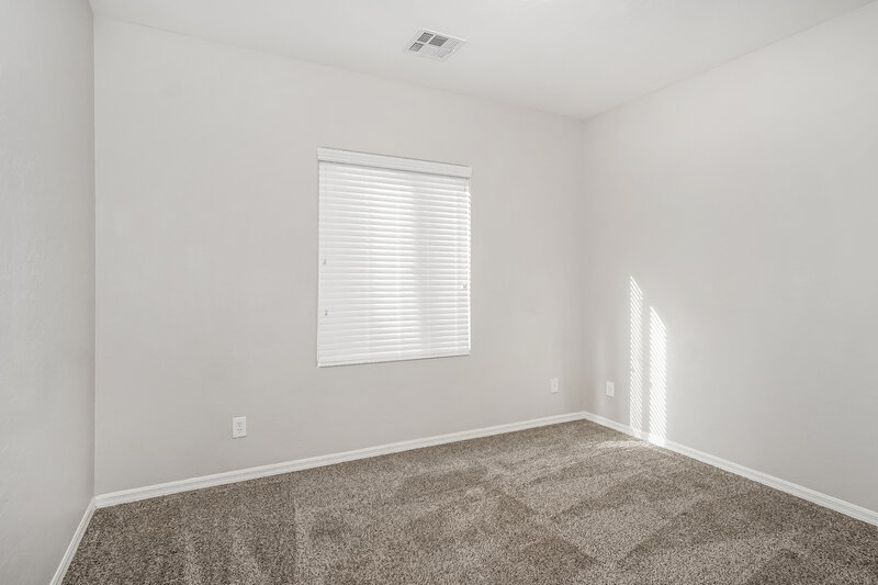 2,435/Mo, 1038 Copper Palm Ct Henderson, NV 89002 Bedroom View