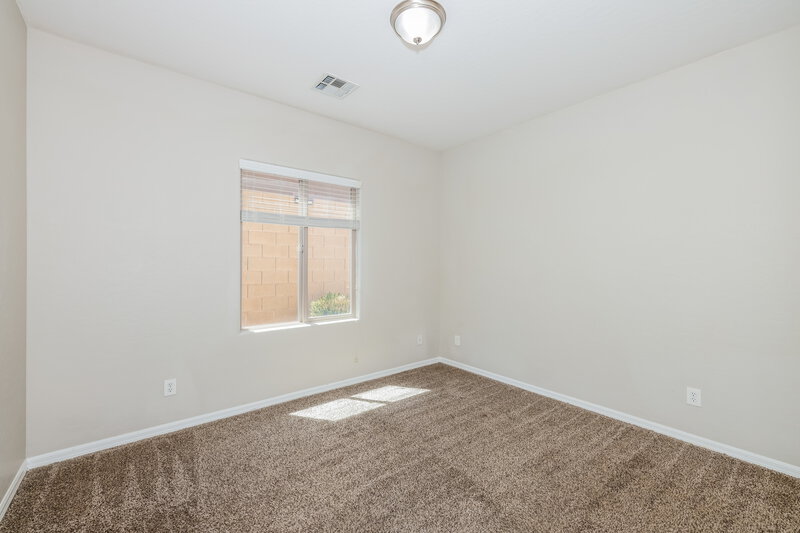 0/Mo, 1038 Copper Palm Ct Henderson, NV 89002 Bedroom View 3