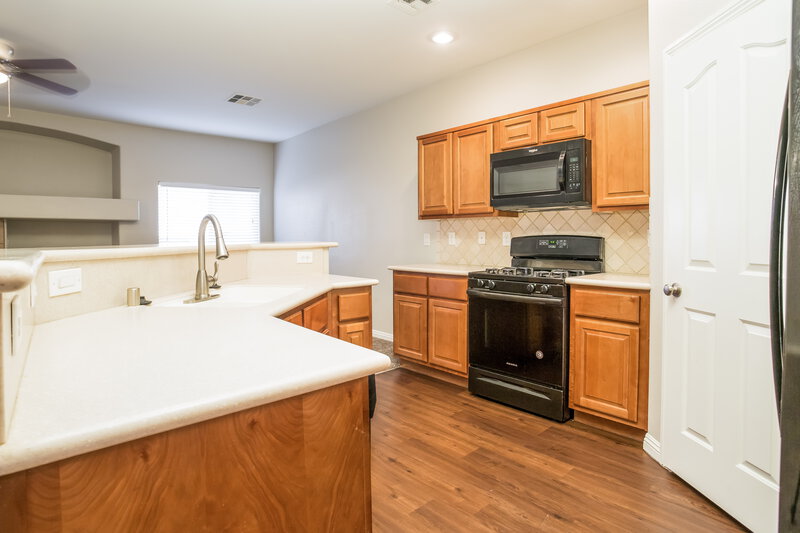 1,620/Mo, 5504 High Wager Way Unit 103 Las Vegas, NV 89122 Kitchen View 2