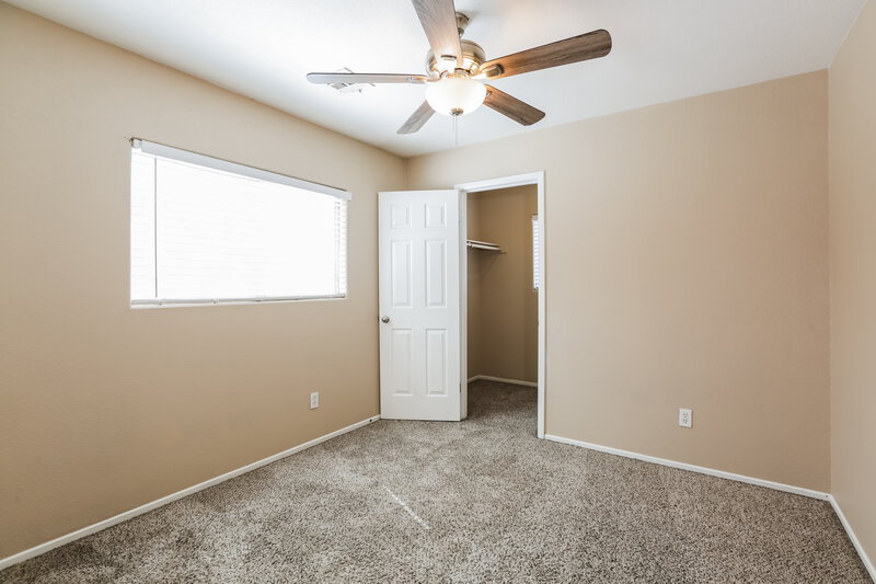 1,845/Mo, 5982 Red Raspberry Ct Las Vegas, NV 89142 Bedroom View 3