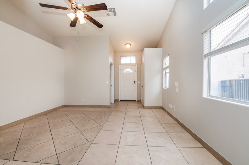 0/Mo, 1532 Helen Belle Dr Las Vegas, NV 89110 Living Room View 2