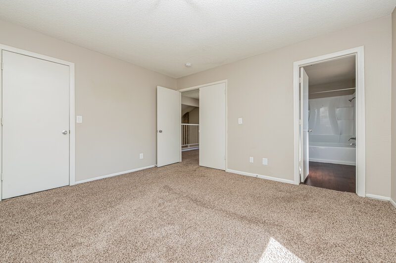 1,880/Mo, 4421 McBride Dr Las Vegas, NV 89108 Main Bedroom View 2