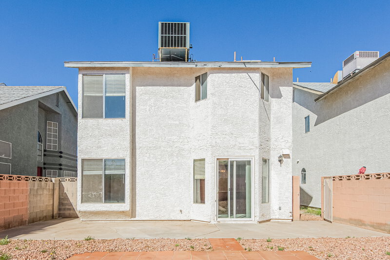 1,880/Mo, 4421 McBride Dr Las Vegas, NV 89108 Rear View