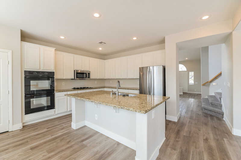 3,040/Mo, 6551 Alma White St Las Vegas, NV 89110 Kitchen View