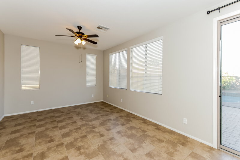 0/Mo, 10527 Peach Creek St Las Vegas, NV 89179 Misc View 4