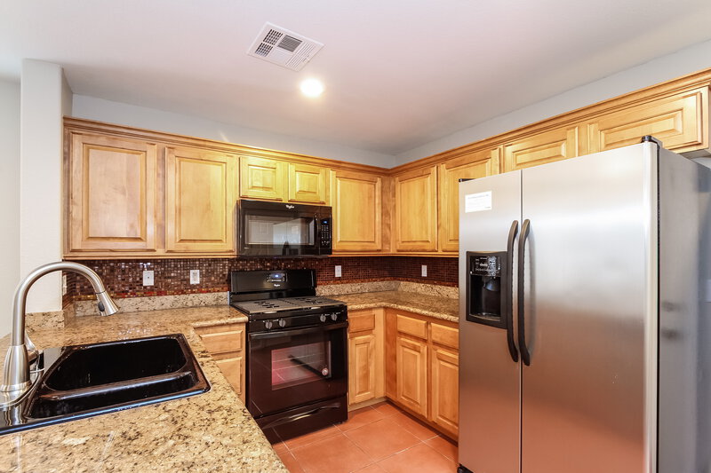 2,145/Mo, 7993 Twain Harte St Las Vegas, NV 89139 Kitchen View