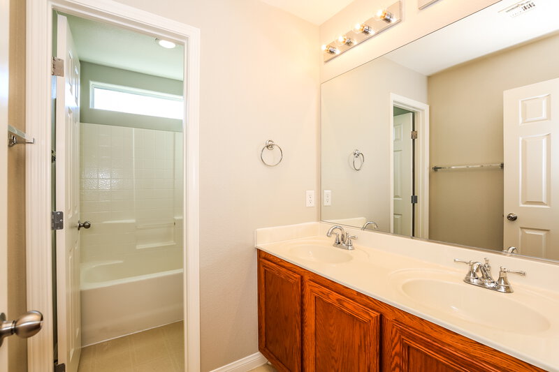2,515/Mo, 8027 Maple Park St Las Vegas, NV 89131 Misc View 5