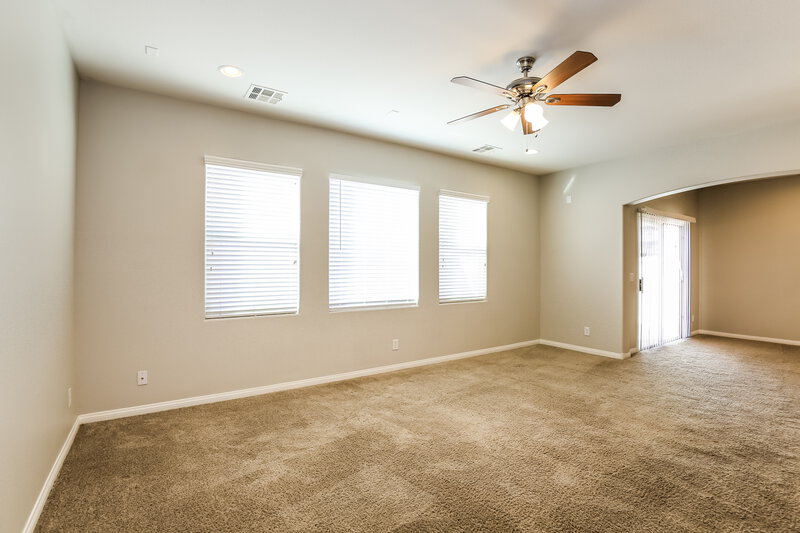2,515/Mo, 8027 Maple Park St Las Vegas, NV 89131 Misc View 10