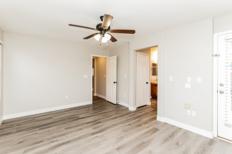 2,175/Mo, 9394 Black Wolf Ave Las Vegas, NV 89178 Main Bedroom View 2