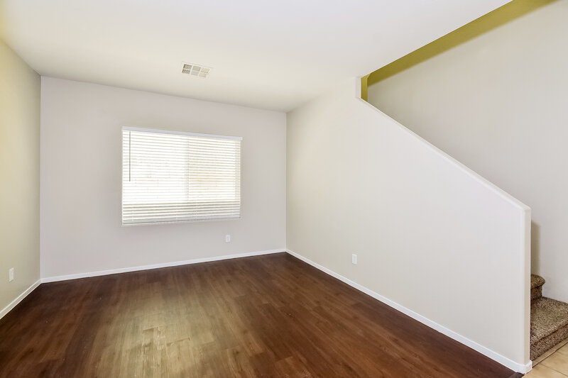 2,250/Mo, 7112 Mercurio Ave Las Vegas, NV 89131 Dining Room View
