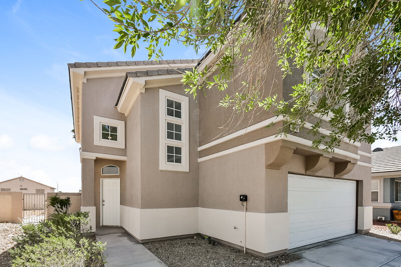 2,555/Mo, 3940 Camryn Holly St Las Vegas, NV 89129 Front View
