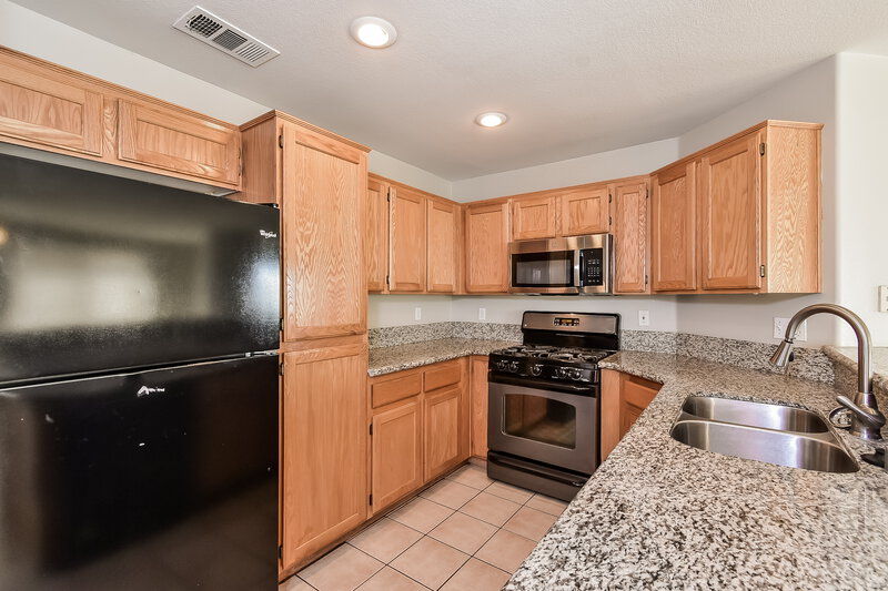 2,555/Mo, 3940 Camryn Holly St Las Vegas, NV 89129 Kitchen View