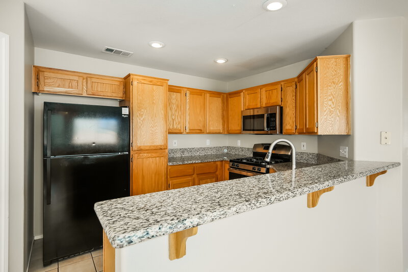 2,330/Mo, 3940 Camryn Holly St Las Vegas, NV 89129 Kitchen View