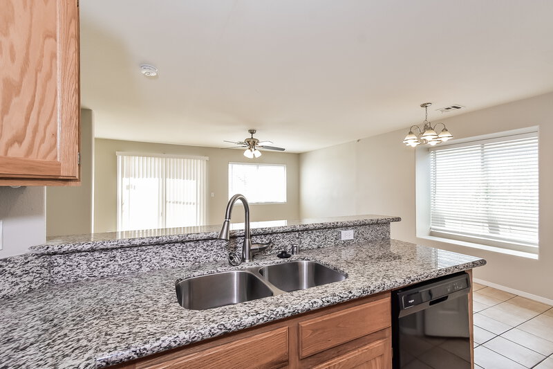 2,555/Mo, 3940 Camryn Holly St Las Vegas, NV 89129 Kitchen View 2