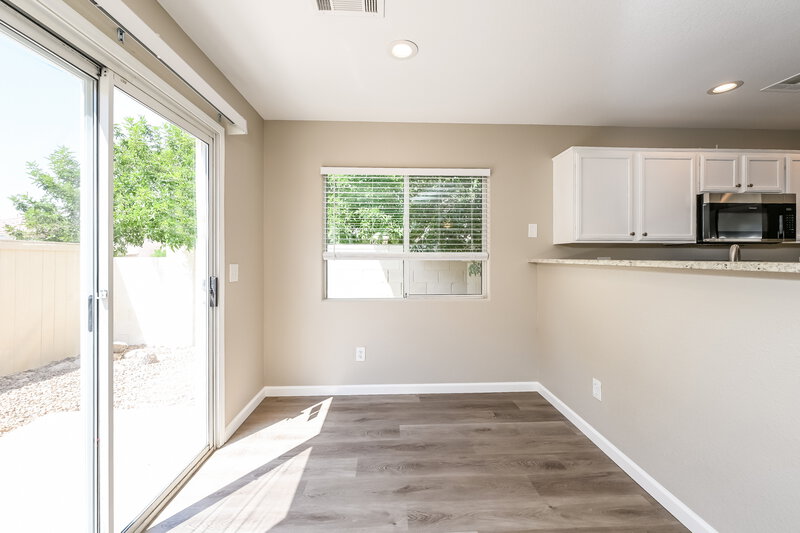1,895/Mo, 10571 Alondra Peak St Las Vegas, NV 89183 Dining Room View