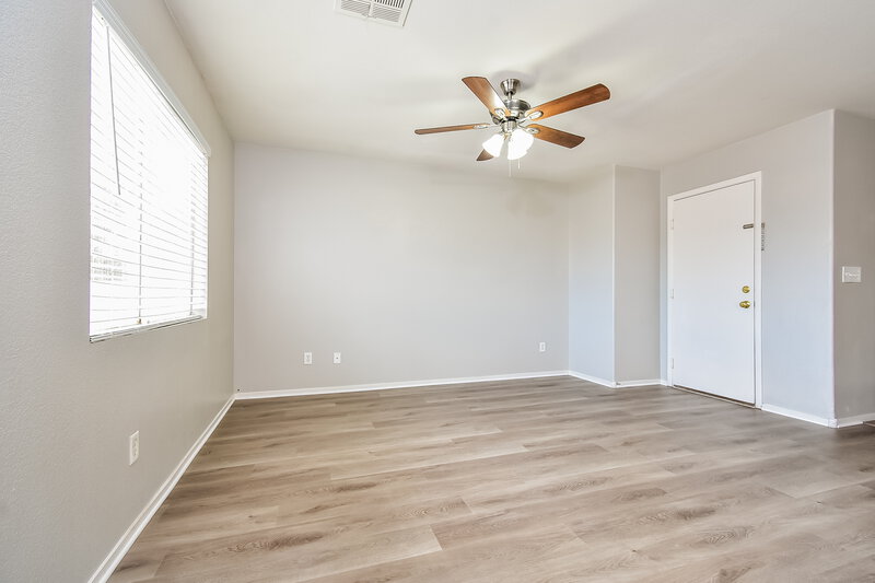 2,220/Mo, 1203 Emerald Stone Ave North Las Vegas, NV 89081 Living Room View