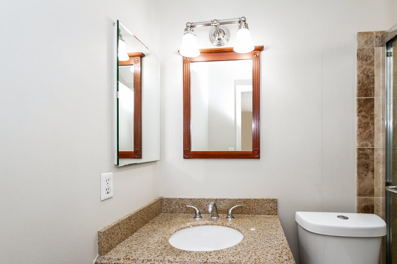 1,910/Mo, 4616 Belshire Dr Las Vegas, NV 89147 Master Bathroom View