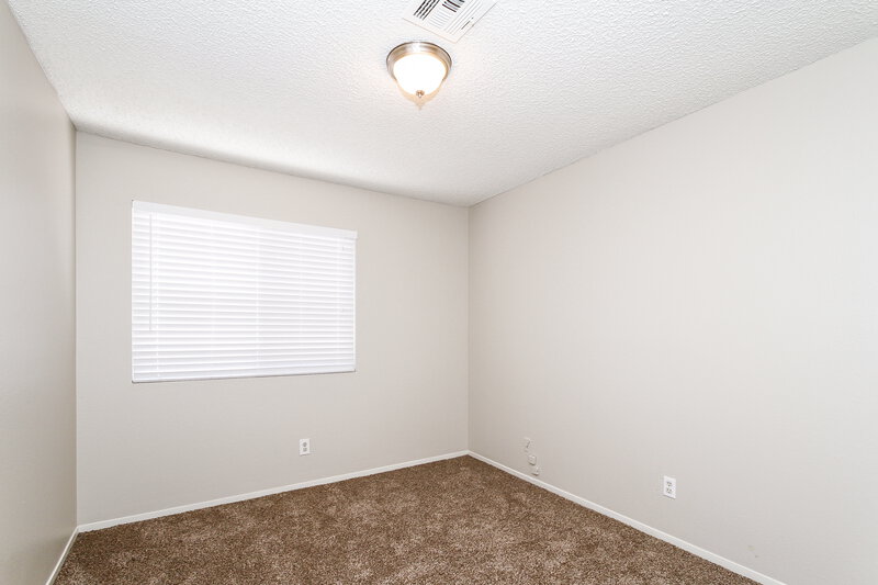 1,910/Mo, 4616 Belshire Dr Las Vegas, NV 89147 Bedroom View 2