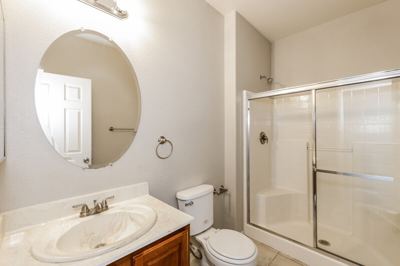 2,775/Mo, 132 Rolling Cove Ave Henderson, NV 89011 Bathroom View