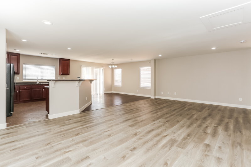 2,365/Mo, 7483 Edgecove Ct Las Vegas, NV 89139 Living Room View 3