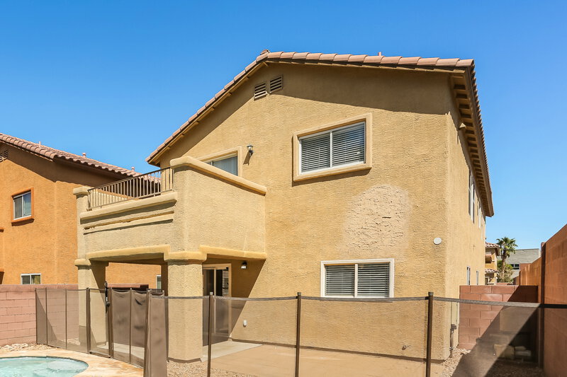 2,365/Mo, 7483 Edgecove Ct Las Vegas, NV 89139 Rear View